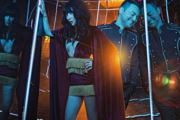 Hande Yener ve Serdar Ortaç'tan İki Deli